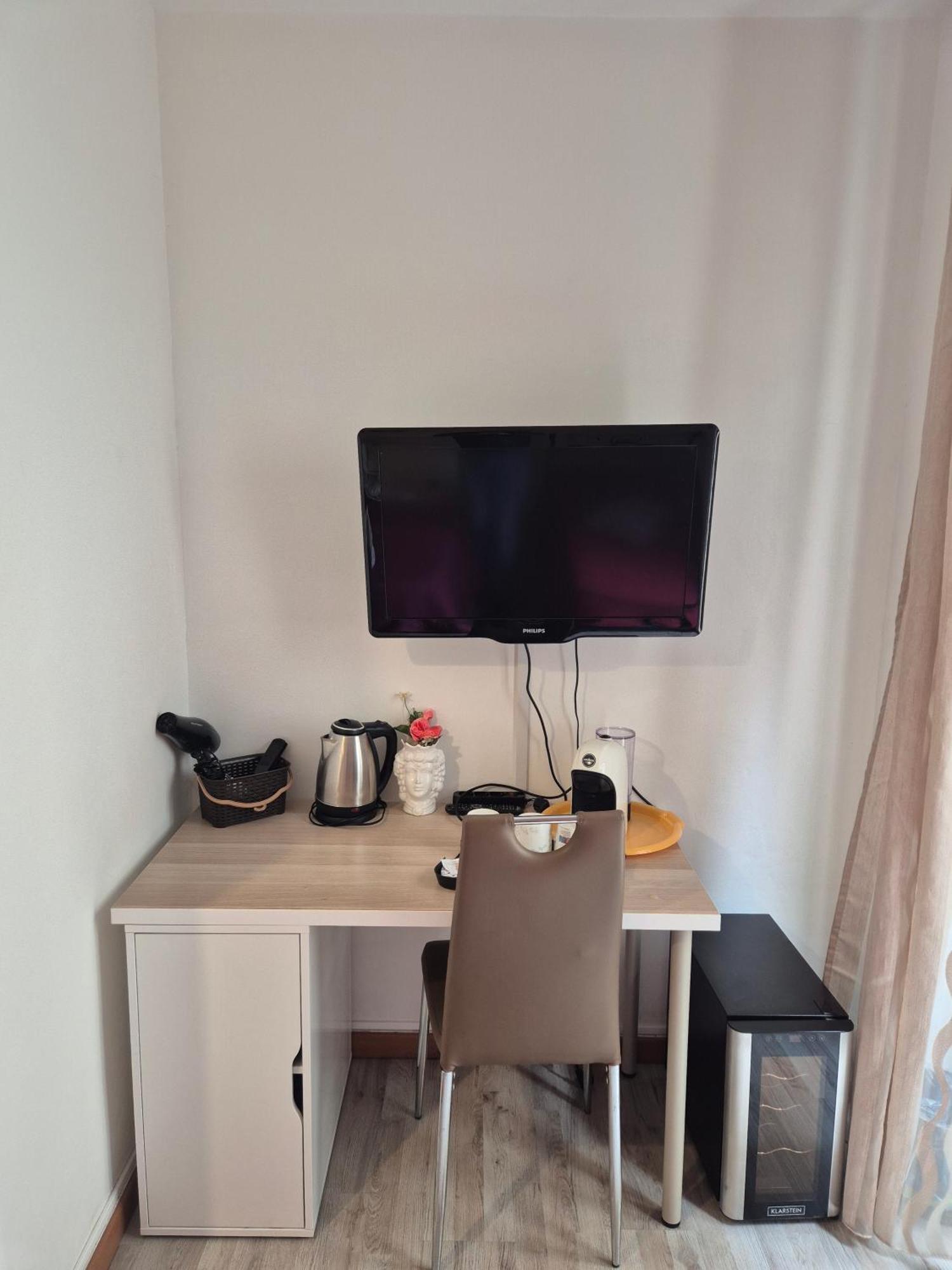 Bella Bed & Breakfast *